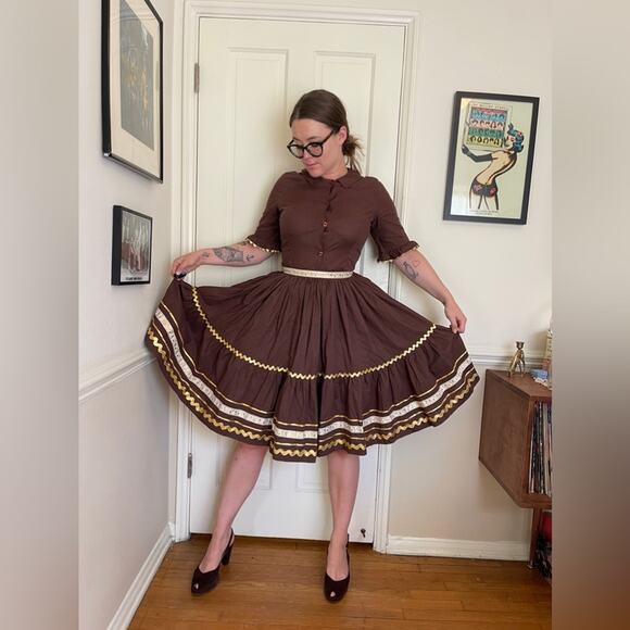 50s Vintage Western Patio Set - Picture 2 of 9